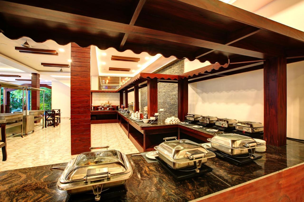 แพดดิงตัน รีสอร์ต แอนด์ สปา Hotel กูชาลนาการ์ ภายนอก รูปภาพ