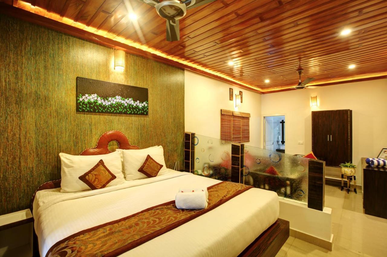 แพดดิงตัน รีสอร์ต แอนด์ สปา Hotel กูชาลนาการ์ ภายนอก รูปภาพ