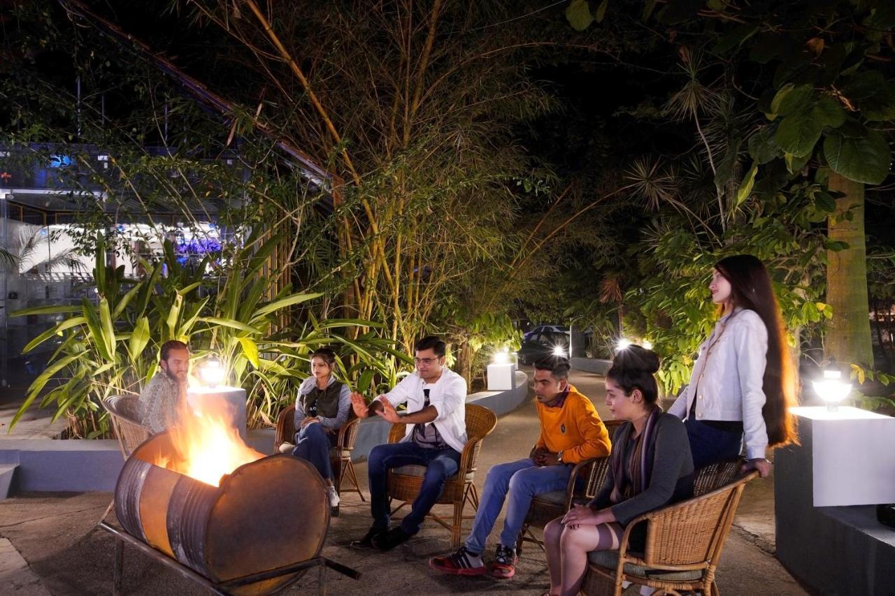 แพดดิงตัน รีสอร์ต แอนด์ สปา Hotel กูชาลนาการ์ ภายนอก รูปภาพ
