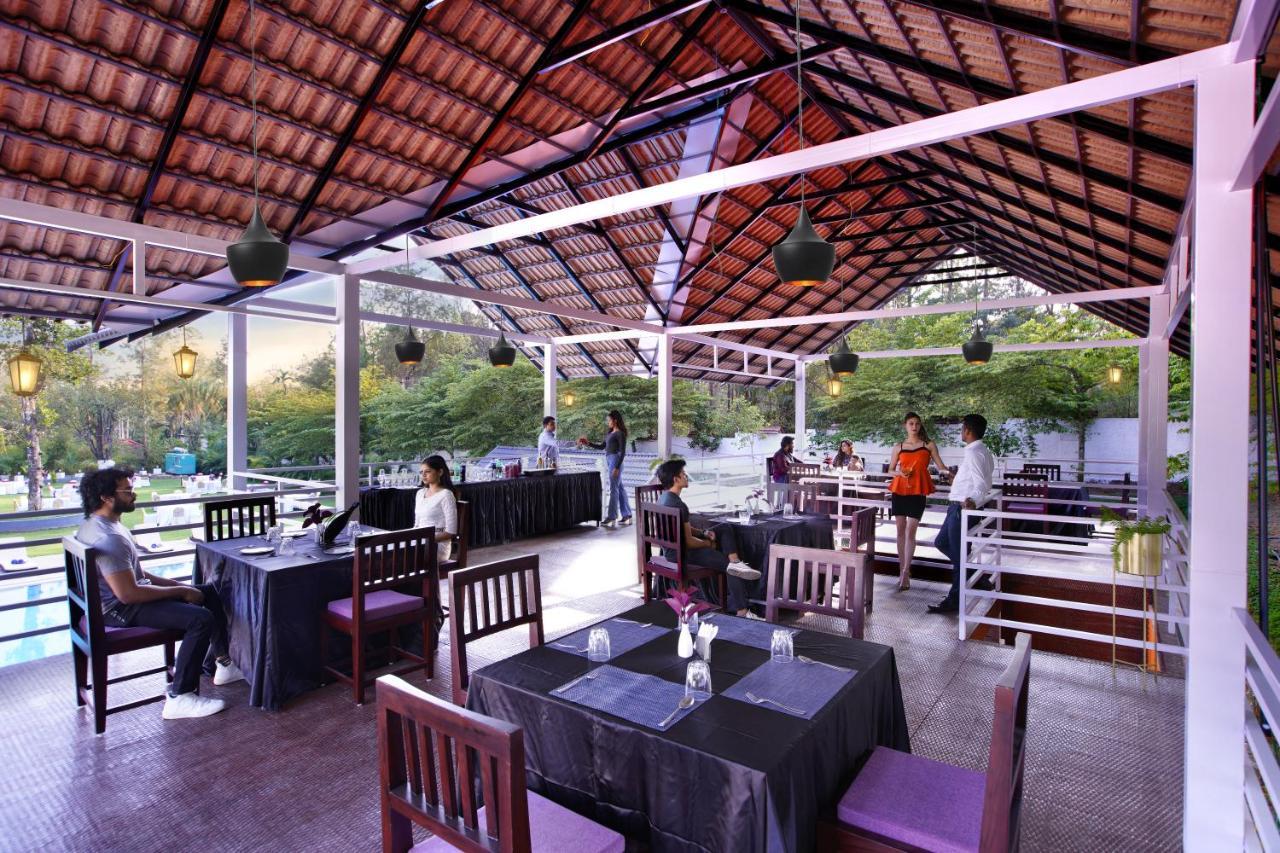 แพดดิงตัน รีสอร์ต แอนด์ สปา Hotel กูชาลนาการ์ ภายนอก รูปภาพ